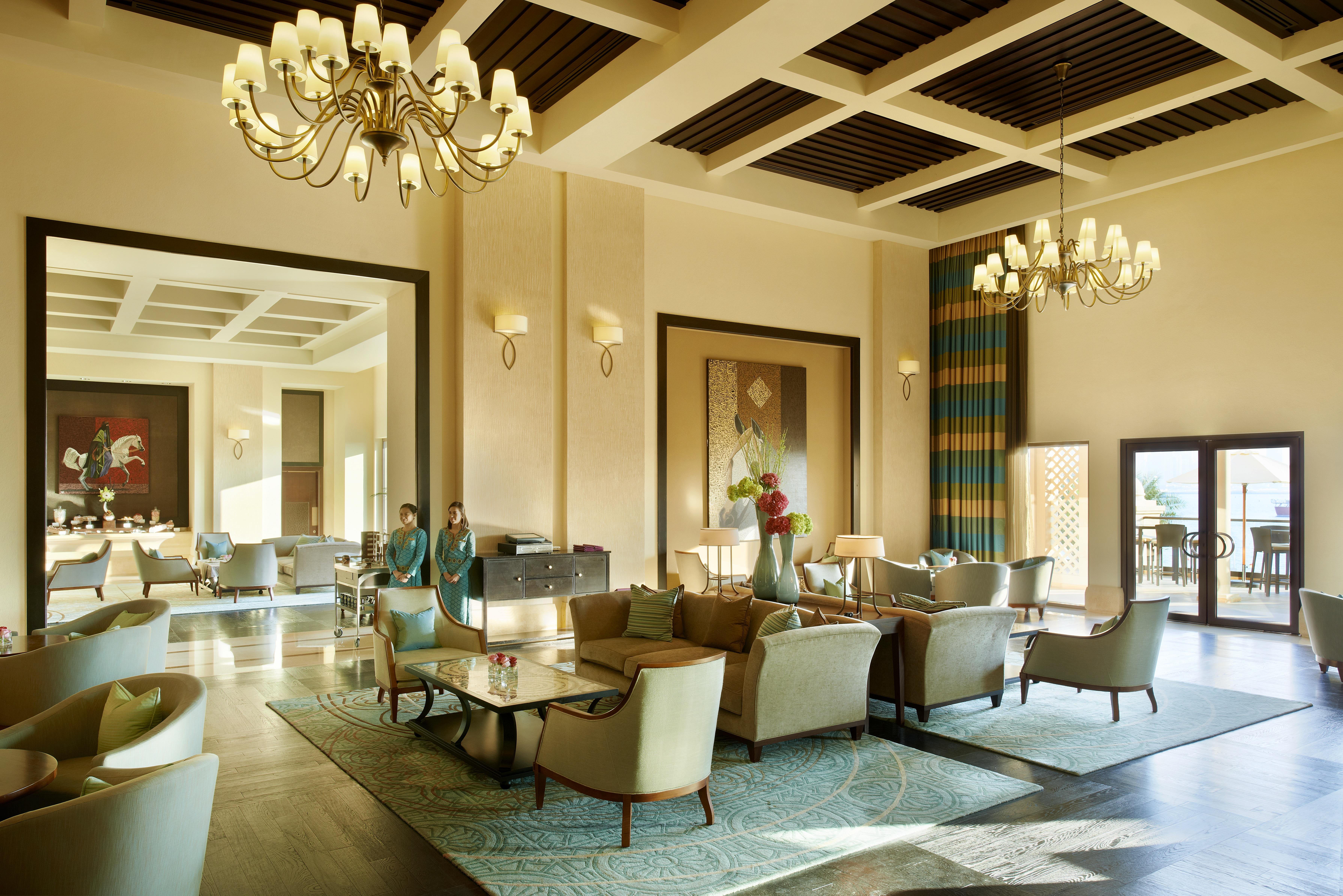 Fairmont The Palm Hotel Dubai Exterior photo The lobby at The Oberoi, Mumbai